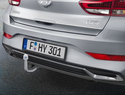 Hyundai Genuine Accessories tow bar on the Hyundai i30 Hatchback.