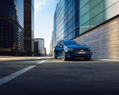 Hyundai i20 parcheggiata