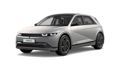 Der Hyundai IONIQ 5 SUV von schräg vorne.