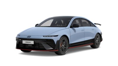 Der Hyundai IONIQ 6 N von schräg vorne.
