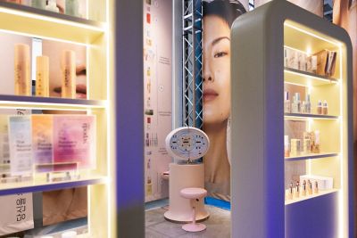 Hyundai INSTER experience beauty corner Yepoda