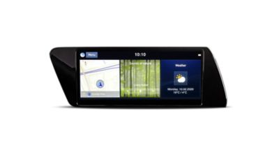 Il touch screen centrale da 10,25 pollici di Hyundai i20 visualizza il percorso attuale, la musica e il meteo.