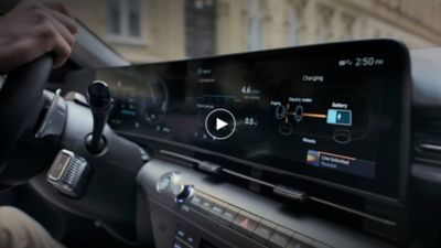 Vidéo expliquant le freinage régénératif 2.0 dans le Hyundai Kona Electric.