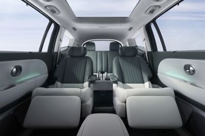 Seteinteriøret i en IONIQ 9. Foto.