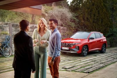 Customers having their Hyundai TUCSON handed over through Mocean Subscription