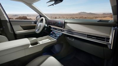 Front seats in the SANTA FE