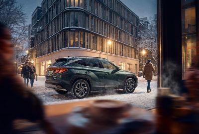 Hyundai TUCSON N line widziany z boku.