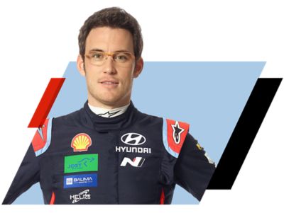 Porträtt Thierry Neuville Hyundai rallyförare.