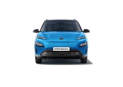 Pohled zepředu na nový Hyundai KONA Electric s ostře řezanými světly denního svícení.