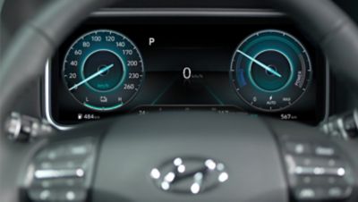The brilliant 10.25" cluster of the new Hyundai Kona Electric in the eco mode.