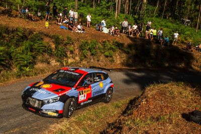 Hyundai i20 de Pepe López en el Rally de Rias Baixas