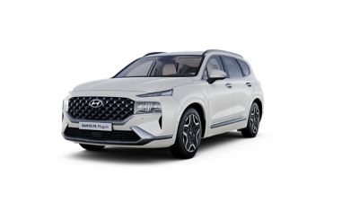 Hyundai SANTA FE ma odważniejszą i bardziej charakterystyczną stylistykę, do której idealnie pasuje niesamowita gama inteligentnych technologii i dynamiczny napęd typu plug-in.