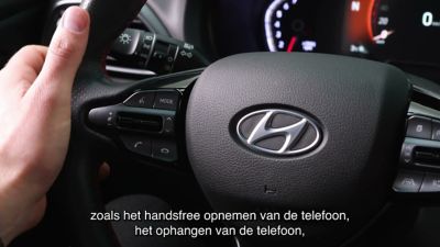 Zo verstel je spiegels, stoel en stuur in de i30 | Hyundai