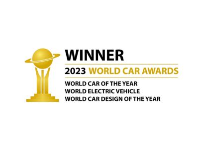 Award-Logo: World Car Of The Year 2023. 
