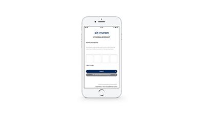 Capture d’écran de l’appli Hyundai Bluelink avec les champs de saisie pour l’envoi par e-mail du code de vérification.