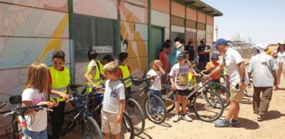 Niños entrada en la escuela