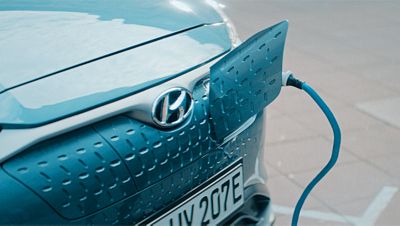 The plugged in charging cable of the Hyundai IONIQ 5 EV, which cannot be removed while it’s locked.