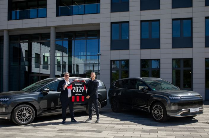 Hyundai Motor Deutschland und Eintracht Frankfurt verlängern erfolgreiche Partnerschaft bis 2029