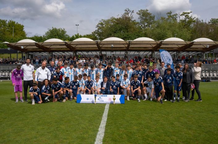 Anstoß für morgen: Wenn aus einem Pokalfinale ein Moment fürs Leben wird. Wie Hyundai bei den C-Jugend-Kickern für HerzRasen sorgte.