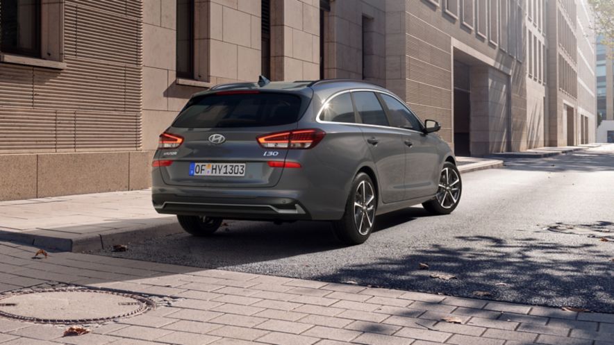 hyundai-i30-wagon-0324-04:Image%20Video%20Collection%20Layer%20Item%20Desktop