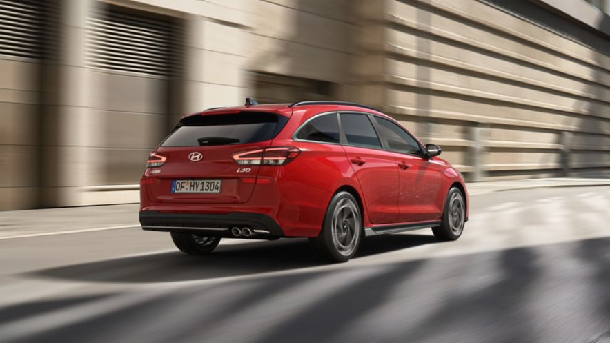 hyundai-i30-wagon-n-line-0324-02:Image%20Video%20Collection%20Layer%20Item%20Desktop