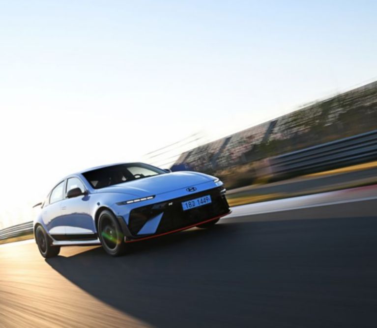 Hyundai zverejnil slovenský cenník novinky IONIQ 6 N. Stovku zvládne za 3,2 sekundy.