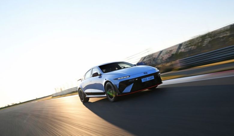 Hyundai zverejnil slovenský cenník novinky IONIQ 6 N. Stovku zvládne za 3,2 sekundy.