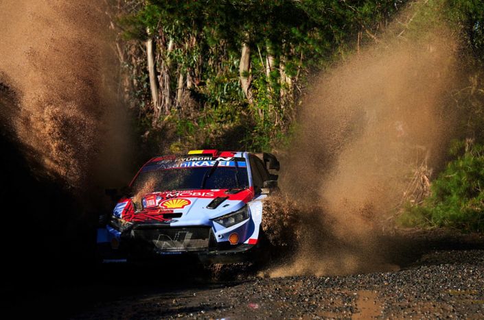 Rally de Chile: El equipo Hyundai Shell Mobis World Rally Team sigue a las puertas del podio antes del día final