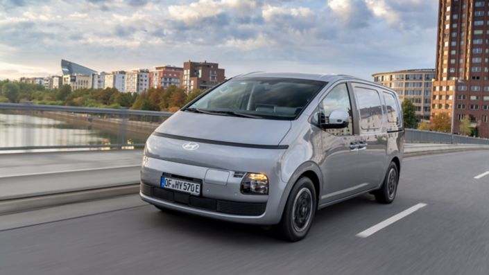 Hyundai sets a new benchmark in the electric LCV segment with STARIA Cargo