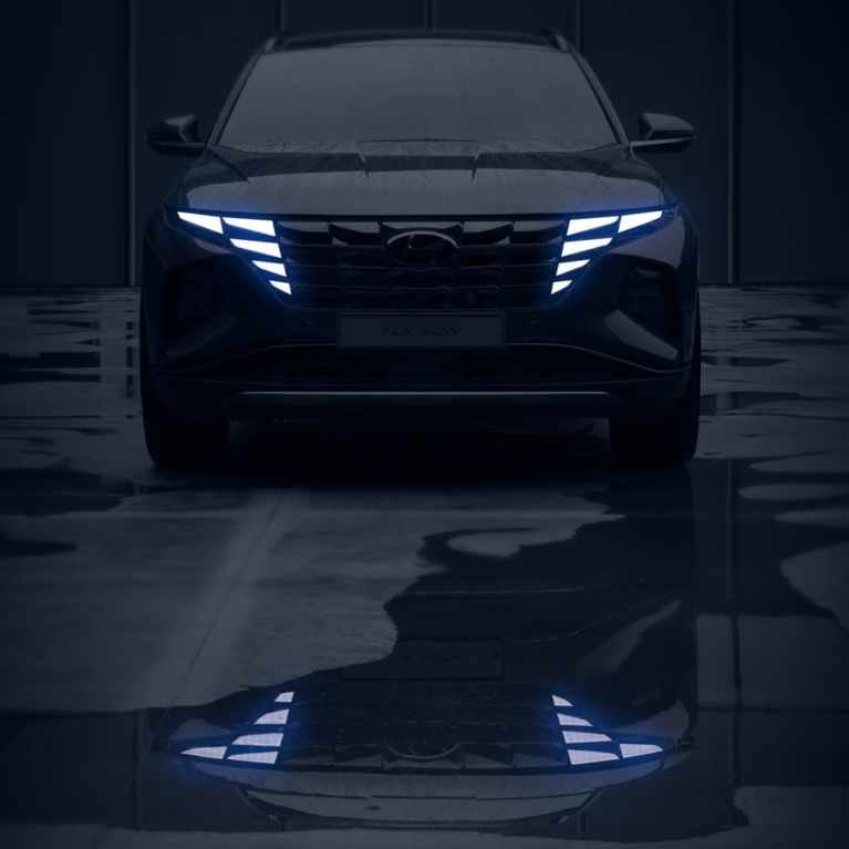 https://dmassets.hyundai.com/is/image/hyundaiautoever/hyundai-story-evolution-of-headlights-tucson-hidden-lighting-technology:Story%20Banner%20Mobile?wid=767&hei=767