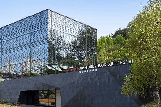 Image 4: Photo ⓒ Nam June Paik Art Center