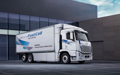 Kamión Xcient fuel cell.