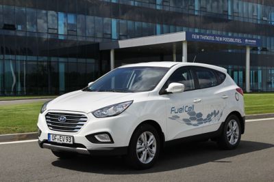 Hyundai ix35 Fuel Cell, the world's first mass-produced FCEV.