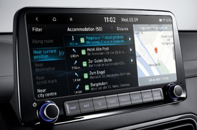 Bluelink® vám umožní ovládat váš novou Konu telefonem nebo hlasem.
