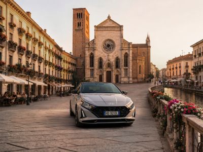 Il nuovo volante N Line a tre razze di Hyundai TUCSON 