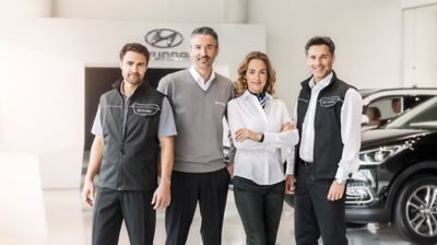 Pracownicy Hyundai, obsługujący program Hyundai Business.