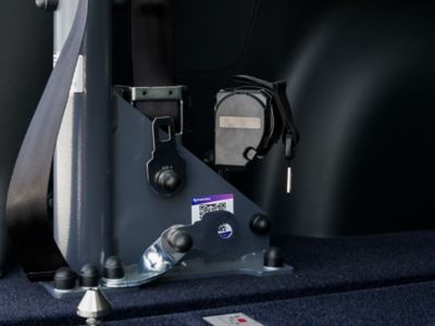 Hyundai STARIA Híbrido adaptado