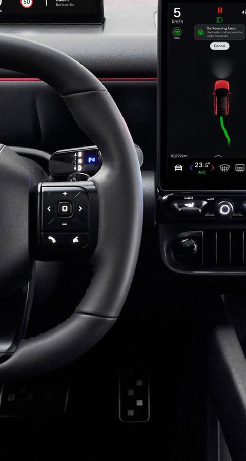 Närbild på N Line-ratt och mittskärm i Hyundai IONIQ 3 N Line.