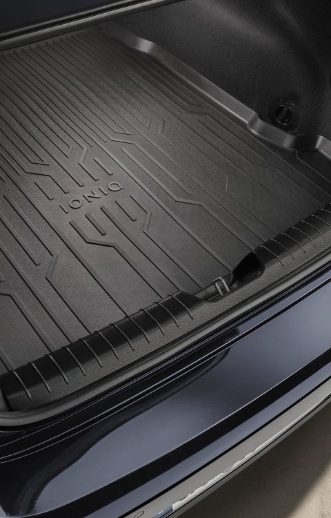 Hyundai IONIQ 6 Trunk liner protection accessory.