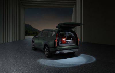 Hyundai IONIQ 9 with installed LED trunk and tailgate lights accessory.