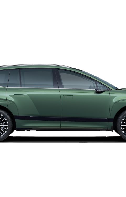Side view of Hyundai IONIQ 9 electric SUV.