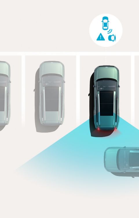 Rear Cross-Traffic Collision-Avoidance Assist: Hyundai IONIQ 9 brakes while reversing as sensors detect an approaching vehicle.
